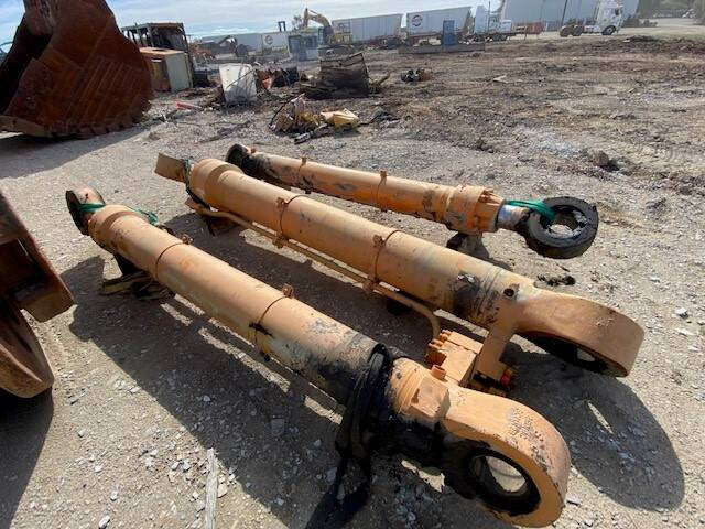 Hitachi EX3600-5 Stick Cylinder for sale