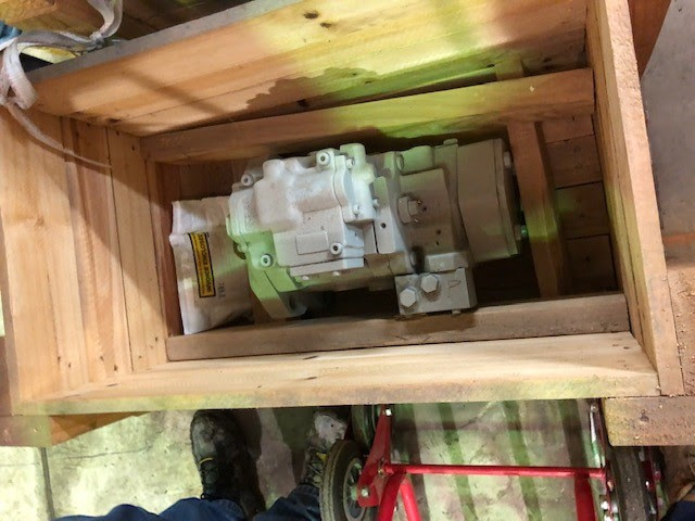 Hitachi EX2500 Fan Pump