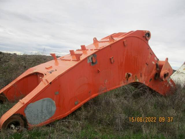 Hitachi EX3500/EX3600 Boom available for sale.